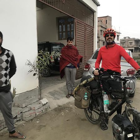 Lummj Guest House Motihari エクステリア 写真